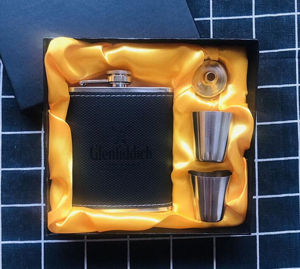 Leather/Metallic Hip Flask Set