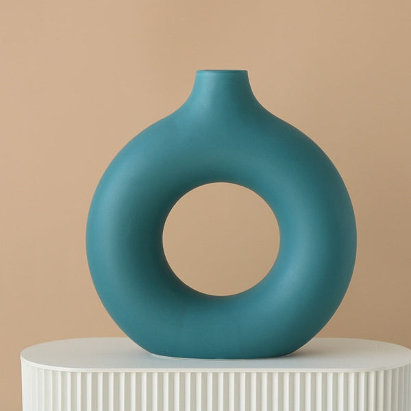 Ceramic Circular Hollow Style Vase