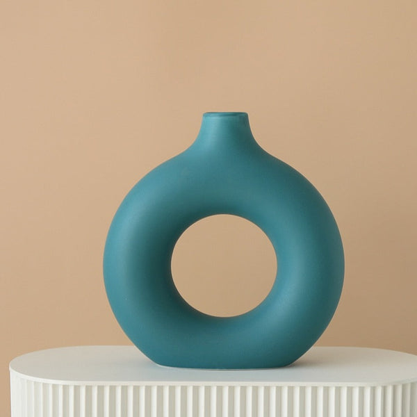 Ceramic Circular Hollow Style Vase