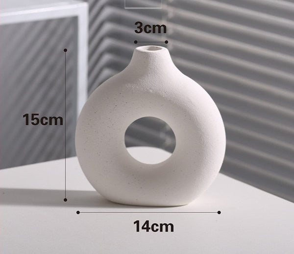 Ceramic Circular Hollow Style Vase