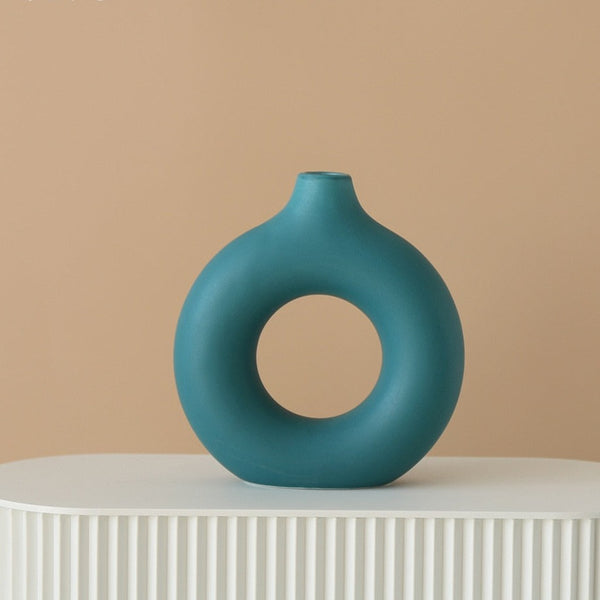 Ceramic Circular Hollow Style Vase